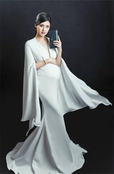 

pregnant women po clothing studio maternity trailing white dress pography dresses