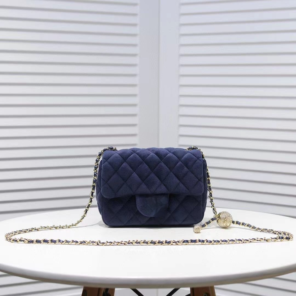 

velvet evening bags diamond ball can be adjusted to make the straps more delicate flannel fabric feels super soft