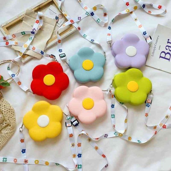 

children's macarone 2020 new silicone messenger lovely flower bag sunflower shape