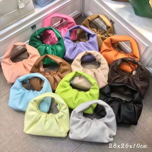 

2021 girls' natural beautiful simple croissant bag