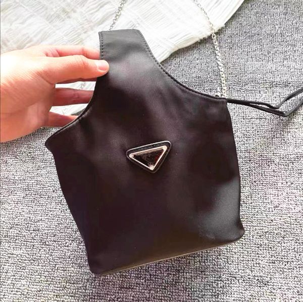 

luxury vintage deisigner shoulder shopping bag tote bucket bags for women chest pack lady tote chains handbags presbyopic purse messenger de
