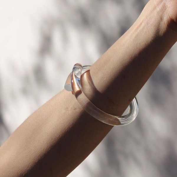 

link, chain aomu 2021 korean fashion bracelets transparent resin acrylic big wide circle bangle for women friendship party jewelry, Black