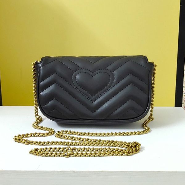

shoulder bags women chain crossbody bag high quilted heart leather handbags female handbag purse double hardware letter mini 16cm, Red;black