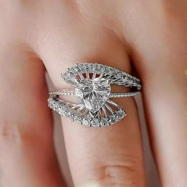 

wedding rings huitan unique design women's with heart cubic zirconia silver color engagement bands fashion jewelry luxury, Slivery;golden