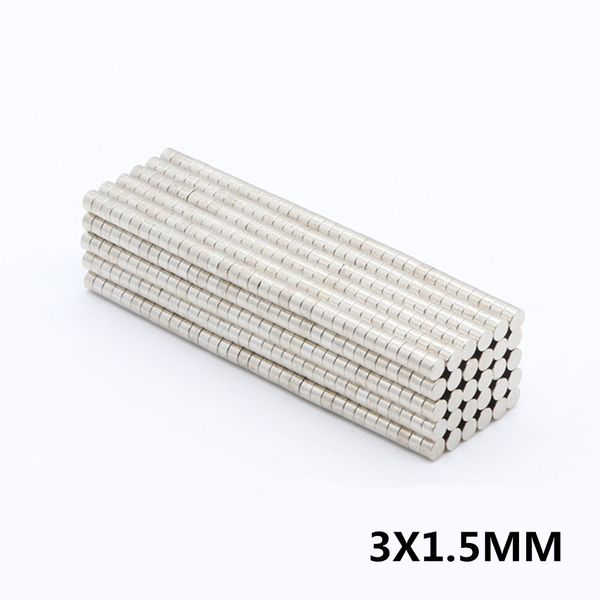 Großhandel - auf Lager 100pcs starker runder Ndfeb -Magnete DIA 3x1.5mm N35 Seltener Earth Neodym Permanent Craft/DIY Magnet