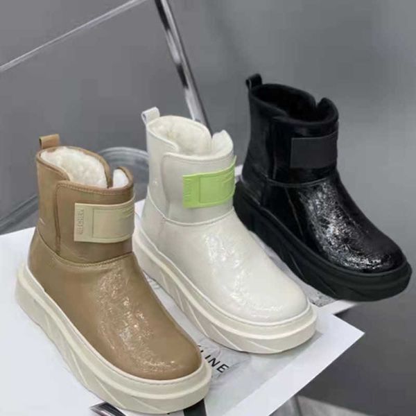 

bright face snow women 2021 new foreign style winter plush thickened warm boots large cotton shoes european goods, Black