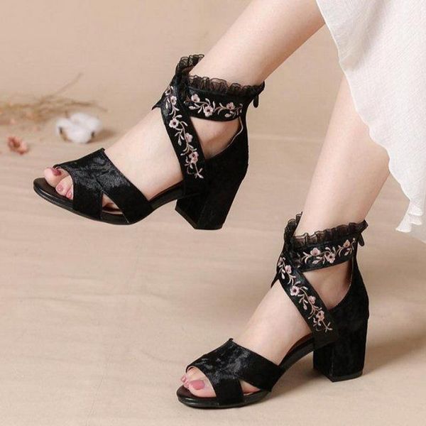 

sandals 2021 peep toe high heeled sandals,women summer heels,lace shoes,embroidery flower,ankle strap,korea style,female footware,black,
