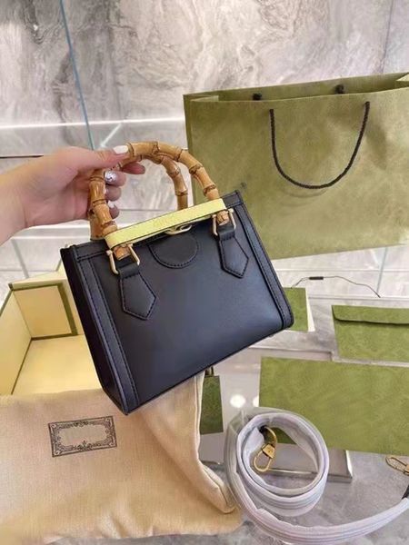 

2021 women's designer bamboo handbag luxury cosmetic bag fashionable portable messenger small chain wallet multi-color choice classic f