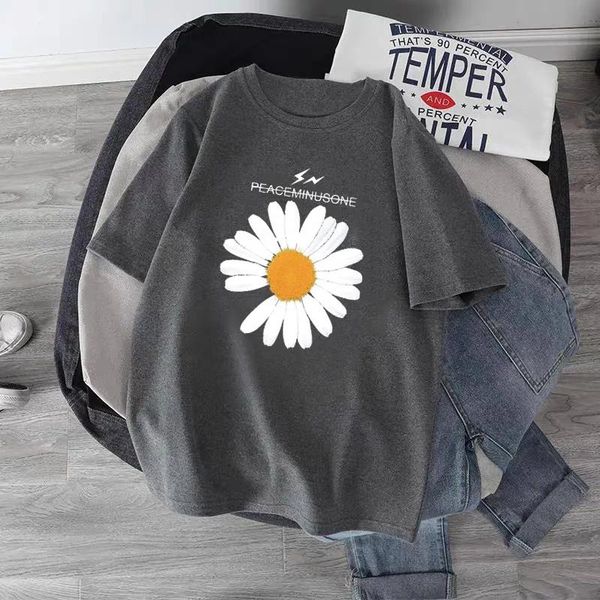 

men's t-shirts harajuku summer oversized women short sleeve t shirt kawaii little daisy print fashion casual versatile sweet girl shirt, White;black