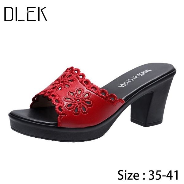 

fashionable summer women slippers hollow-out flower breathable red brown chunky square heel comfortable ladies 210619, Black