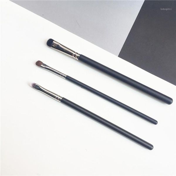 

bdbeaute small short shader brush / fluff eyeshadow 213/214/231 - natural hair must-have eye blend concealer makeup1