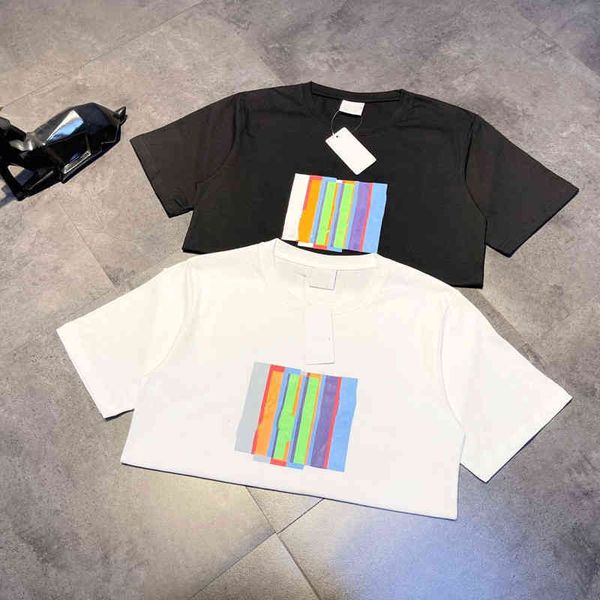 

2022 factory wholesale new fashion und color five bars short sleeve hip hop men's and women's same round neck pullover t-shirt, White