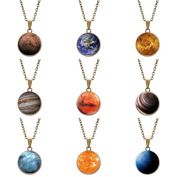 Retro-Nebel-Galaxie-doppelseitige Anhänger-Halsketten, Universum-Planeten-Schmuck, Glas-Cabochon-handgefertigte leuchtende Halsketten für Unisex