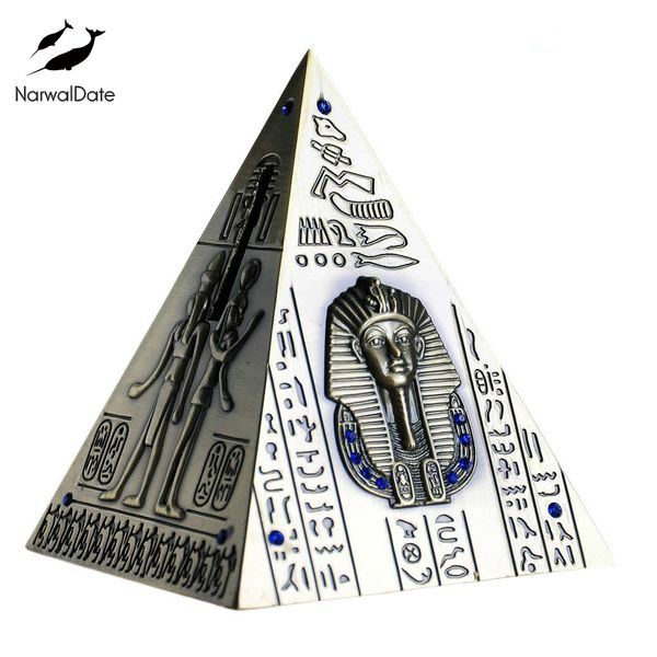 Piramidi Salvadanaio Bronzo Statua Moneta Può Piramide Egiziana Modello World Miracle Tourist Souvenir Regalo per Bambini Dropshipping 210318