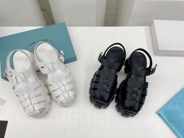 

2022 spring and summer sandals new european american style hollow woven one-word buckle toe sandals retro thick bottom heightening roman sho, Black