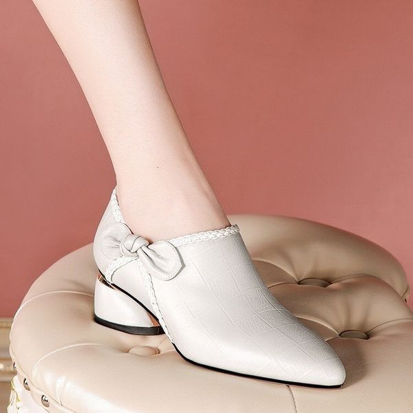 

shoes embossed leather women's shoes,office lady working shoe,mid heels,pointed toe,square heel,bowtie,female footware,black,beige 3yrb