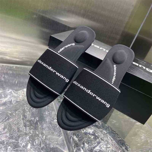 

new pressure mountain king flat slippers for summer vacation[finished on may 17] zlh, Black