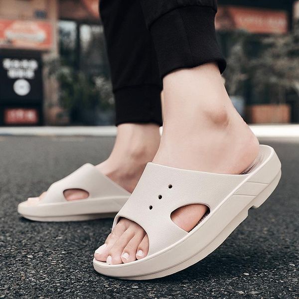 

slippers 2021 couple thick-soled slippers, comfortable, soft, wear-resistant, non-slip, fashionable men's and women's, Black