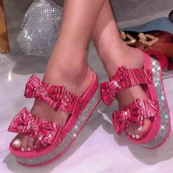 

2022 summer new thick bottom rhinestone slippers printed with two straight lines with bow muffin and sandal female cashew nut flower, Black