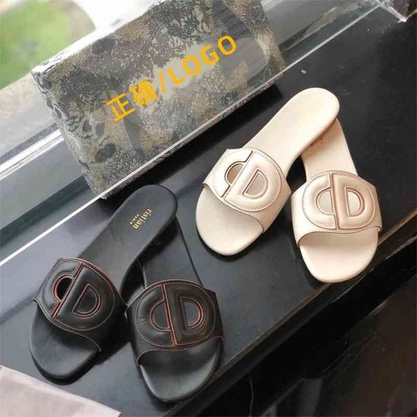 

wholesale d cd letter one line ins heel flat slippers wear pig nose leisure beach sandals women luxurysss designersss shoes yw, Black