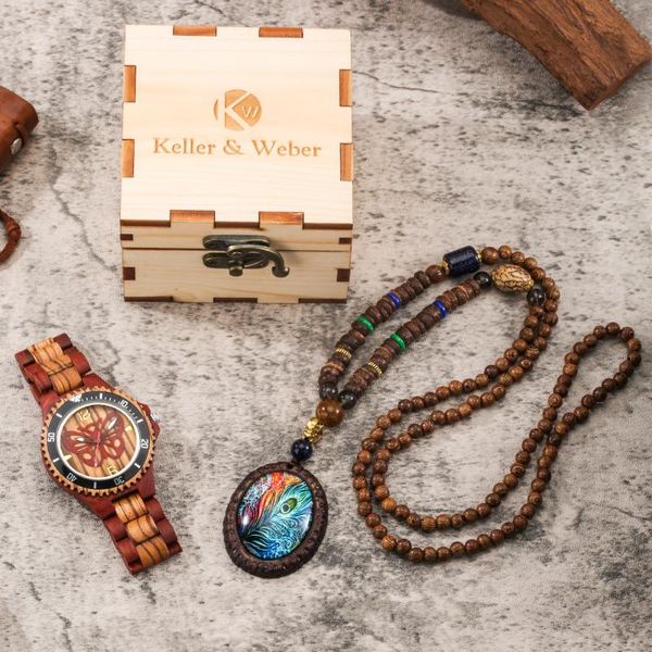 

wristwatches 2021 red butterfly face quartz men's wristwatch classical wooden band clock man watch with peacock feather wood pendant ne, Slivery;brown