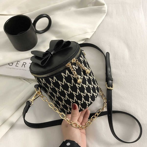 

fashion chain handbag women's 2021 autumn and winter foreign style cylinder msenger printed bucket bag