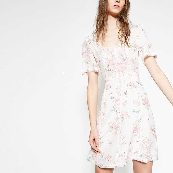 

casual dresses printed silk crepe de chine and fresh mulberry flowers dressed in with short sleeves 6ni7, Black;gray
