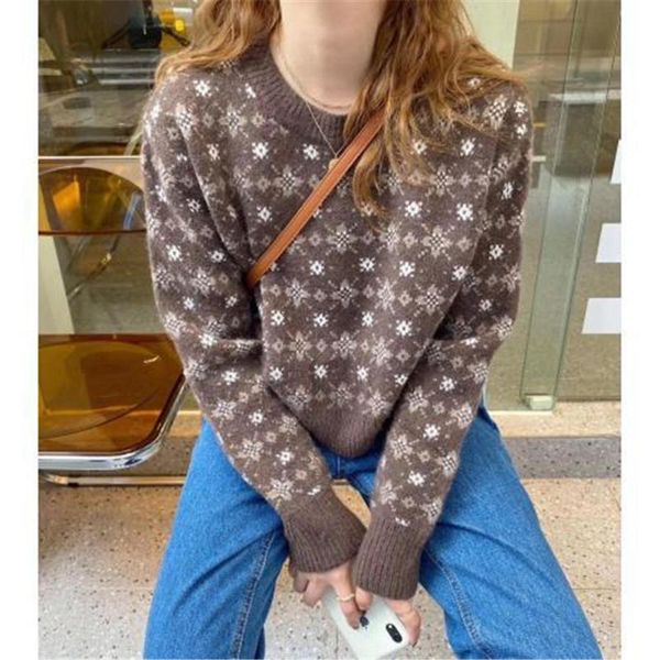 

women's sweaters women autumn jacquard knitting sweater vintage lazy style long sleeve o-neck pullover outerwear external wear 603, White;black