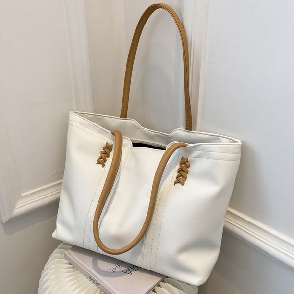 

tote bag women's large capacity autumn new commuter portable versatile simple one shoulder