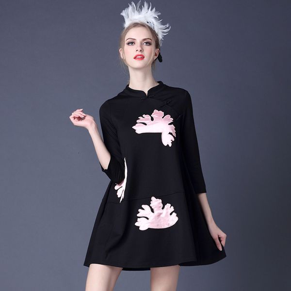 

luxury cheongsam spring 2021 short roman cotton taped embroidery improved cheongsam drs, Blue;red