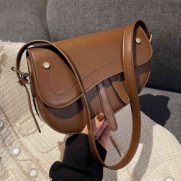 

factory direct sale 75% off autumn and winter texture super fire small 2021 new women's messenger advanced feeling single shoulder armp