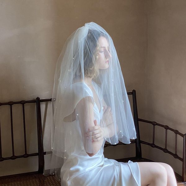 

2021 white wedding veil pearls applique bridal veils with comb high quality, Black