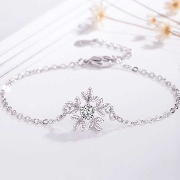 

link, chain 2021 fashion silver color cute snow gifts bracelets for women, Black