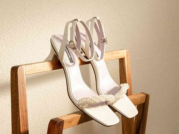 

dress shoes honeygirl sweet powder word with thick heel sandals female high-heeled 2021 summer pearl fairy roman shoes z6kg, Black