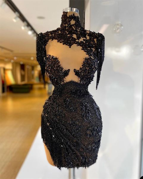 Glitter Black Cocktail Vestidos de Noite Alto Pescoço Laço Appliques Beads Sem Mangas Mulheres Prom Vestido Mini acima do joelho comprimento sexy robe de soriee