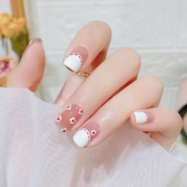 

false nails 24pcs fashion short round head detachable heart square fake full cover nail tips manicure tool decoration, Red;gold