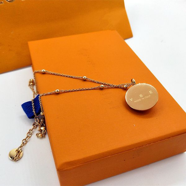 

gold titanium steel necklace women's portrait hair pink women letter v home designer luxury fashion pendant non-fading jewelry gifts no, Silver