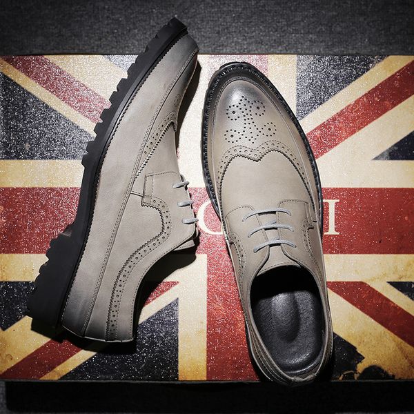 

45.46.47 tiktok kuaishou supply chain pointed mens shoes british brogue carved leather mens shoes height increasing insole casual leather sh, Black