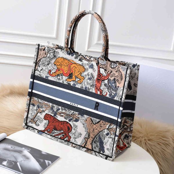 

luxury designer women's sheep skin. canvas cloth. dermis. nylon cowhide. shopping shoulder hands slanted bag leisure