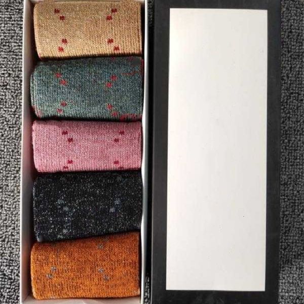 

classic letter socks women fashion sock casual cotton socks candy color letter printed socks 5 pairs/box, Black;white