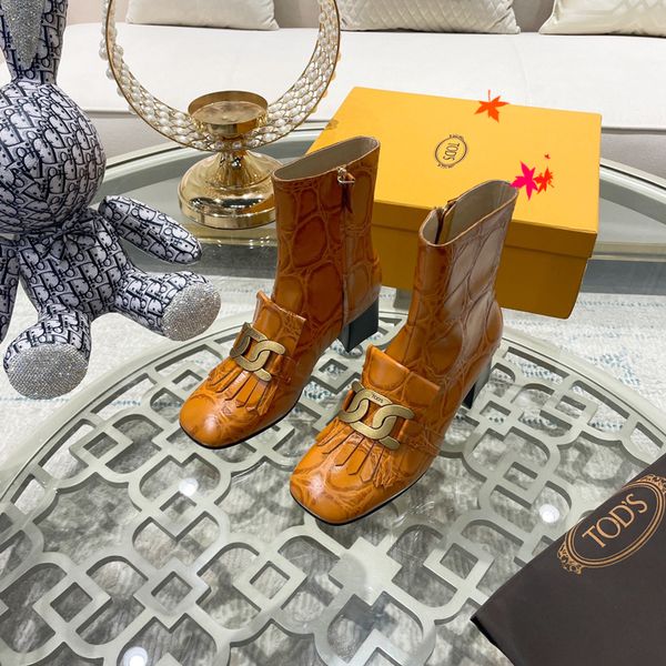 

designer boots classic leather thick-soled desert martinboot winter ladies high heels chirstmas halloween easter day shoelace box womens des, Black