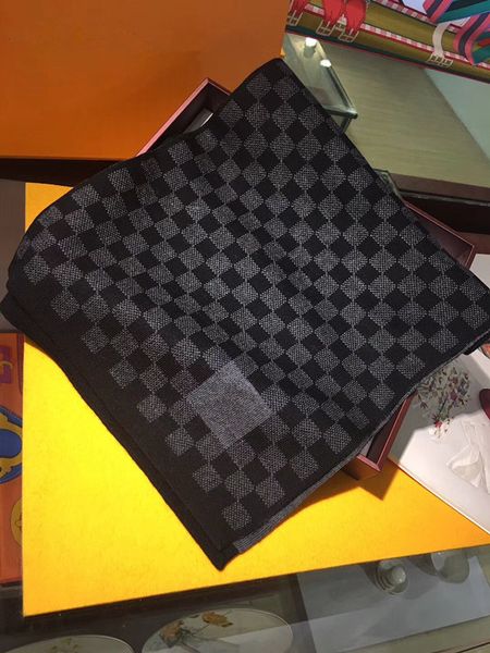 

2021 fashion men's cashmere scarf classic plaid cashmere scarf men's and women's fashion winter scarf, Blue;gray