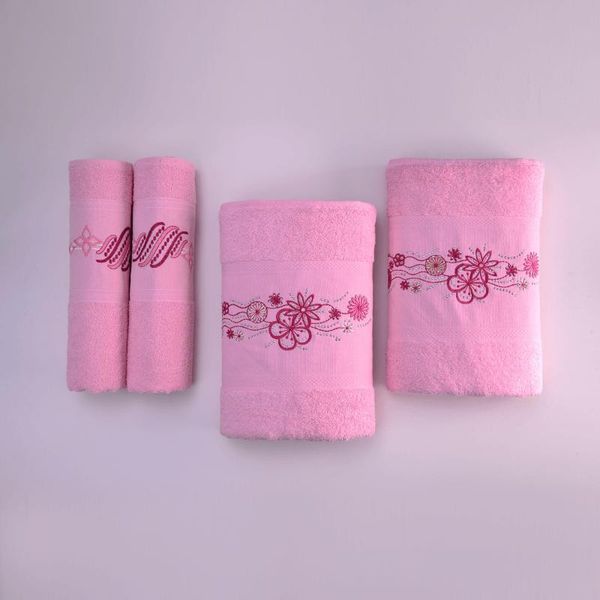 

part embroideried of soft pink bath set towel