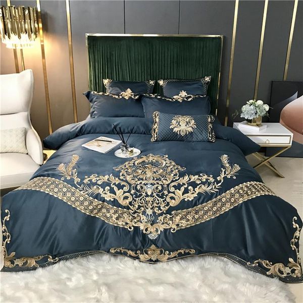 Bettwäsche-Sets, blau, luxuriös, exquisite Gold-Königsstickerei, 60er-Jahre-Satin-Seiden-Bettkissenbezüge, Spannbettlaken-Set aus Baumwolle mit Leinenbezug