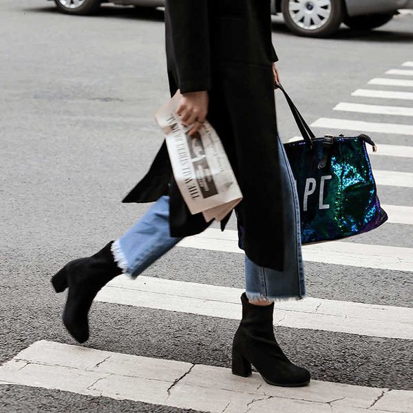 

dress shoes short boots with medium heels, matted shoes high heels and short women's stockings, elegant fashions, high-heeled shoes. d2, Black