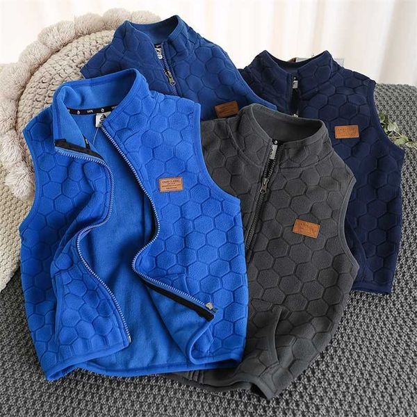 

bbd children vest spring autumn boy solid color polar fleece to keep warm outdoor sports sleeveless jacket kids delicate clothes 211203, Camo