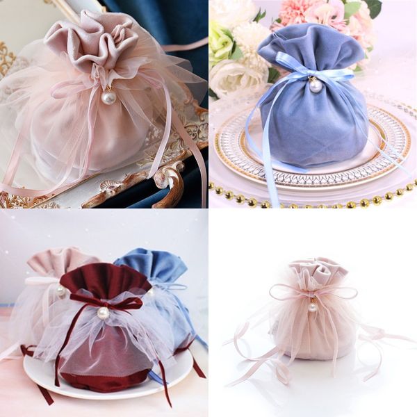 

1pcs luxury velvet gift bags with pearl string christmas birthday party cooikes candy bags boxes jewelry velvet sachet bags, Pink;blue