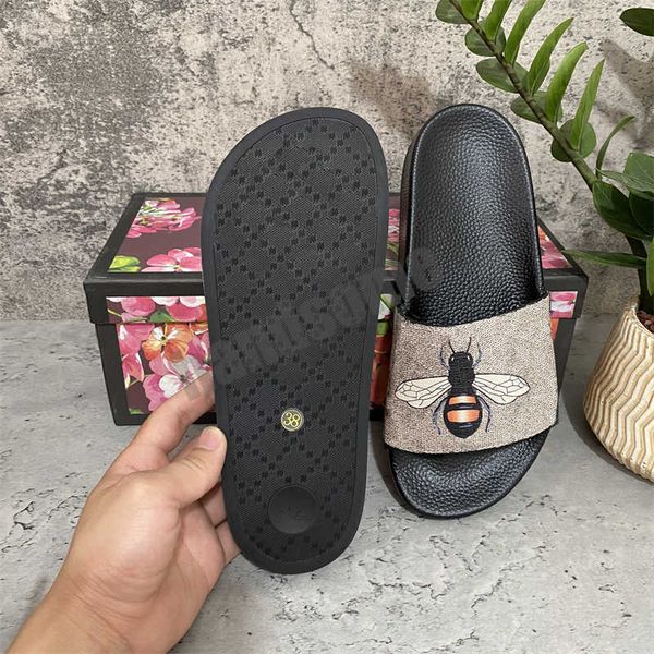 

[with box] 2021 men women slides summer slippers beach indoor luxury flat sandals flip flops spike sandal eur 36-46, Black
