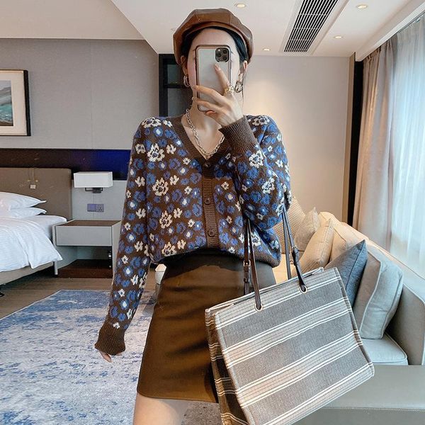 

women's knits & tees small floral sweater women 2021 autumn long sleeve elegant knitted cardigan coat fashion short slim v-neck casual, White