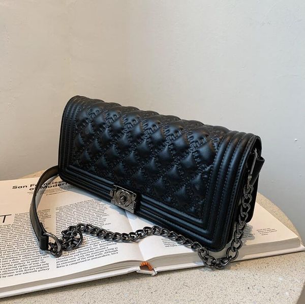 

women fashion shoulder bags simple atmospheric plaid chain bag street fashion leather handbags summer personalized buckle womens handbag, Black;red